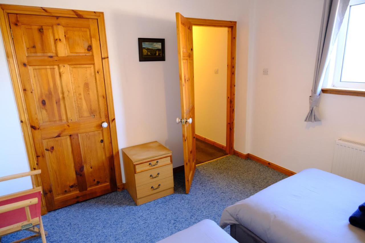 Lovely 1-Bedroom Apartment With Free Parking Inverness Exterior foto